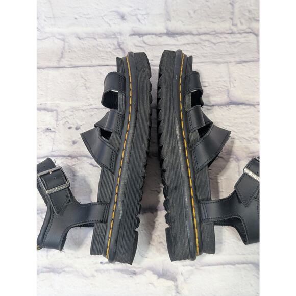 Blaire Hydro Leather Strap Sandals sz 7/38
$100 - Picture 9 of 10